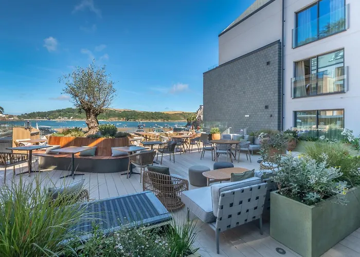Harbour Beach Club, Hotel & Spa